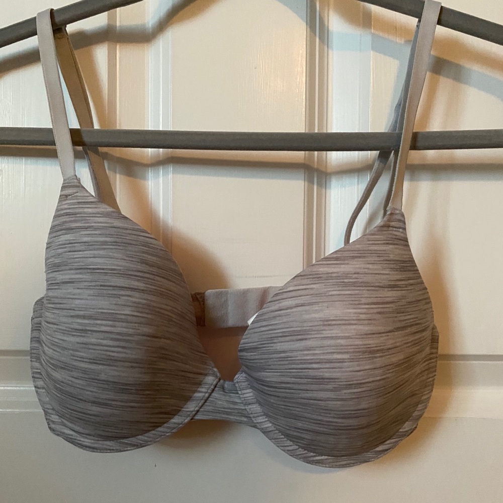 PINK Grey T-Shirt Bra
